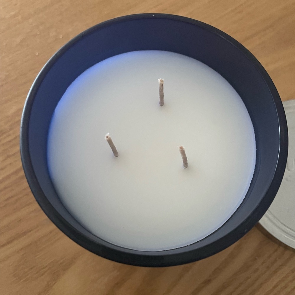 Set of 2 Tuscany Candle CBD Collection "Calm" Scented Peach, Black Orchid, Amber - Picture 2 of 2